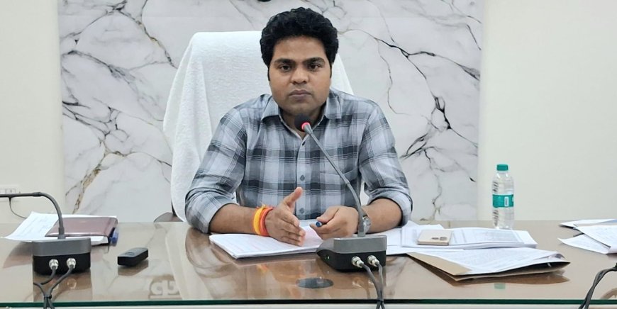 आईजीआरएस पोर्टल पर शिकायतों का समयबद्ध एवं गुणवत्तापूर्ण निस्तारण सुनिश्चित करें अधिकारी: एडीएम वित्त एवं राजस्व