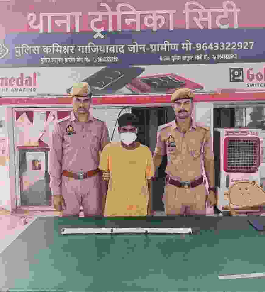 सदोष मानव वध के मामले में वांछित अभियुक्त गिरफ्तार, घटना में प्रयुक्त डंडा बरामद