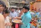 गौर सिटी सेंटर में धूमधाम से मनाया गया भगवान श्रीकृष्ण का छठी महोत्सव