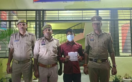 थाना इकोटेक-1 पुलिस द्वारा अवैध शराब की तस्करी करने वाला एक अभियुक्त गिरफ्तार, कब्जे से 105 पव्वे (पाउच) अवैध देशी शराब बरामद।