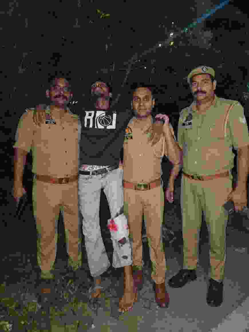 इंदिरापुरम में पुलिस मुठभेड़, मोबाइल-चेन स्नैचिंग गैंग का आरोपी घायल