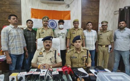ग्रेटर नोएडा में पुलिस मुठभेड़ के बाद दो शातिर चोर गिरफ्तार, एक के पैर में लगी गोली; जेवर, नकदी और तमंचा बरामद