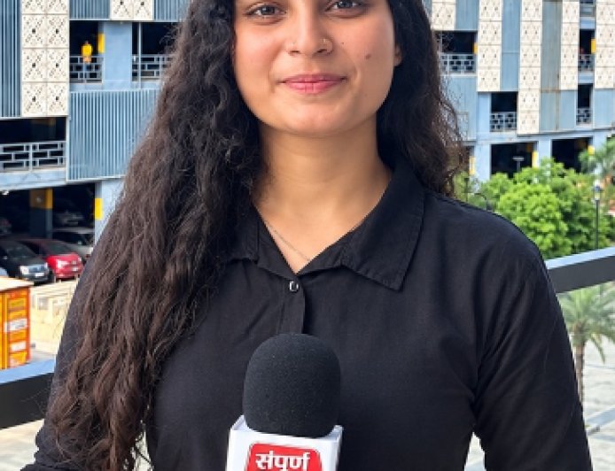 PRIYANKA PANDEY REPORTER NOIDA CIRCLE 1,2,3