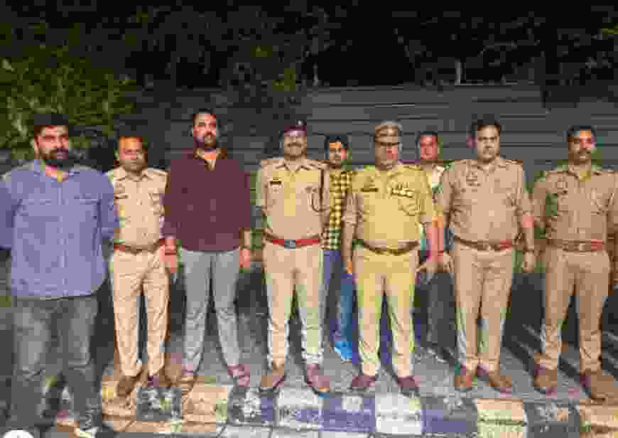 नोएडा में सेक्टर-20 पुलिस और बदमाशों के बीच मुठभेड़, गोली लगने से एक बदमाश घायल, दूसरा गिरफ्तार